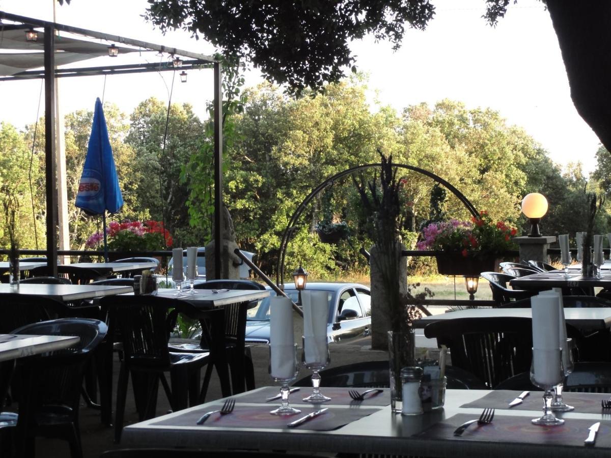 Terrasses De L'Aven Hotel Orgnac-lʼAven Eksteriør billede